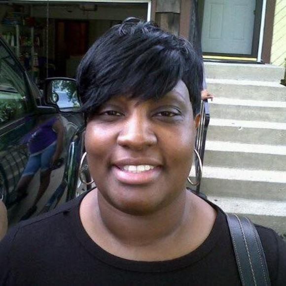 Meet your Posher, Cedric - Picture 1 of 1